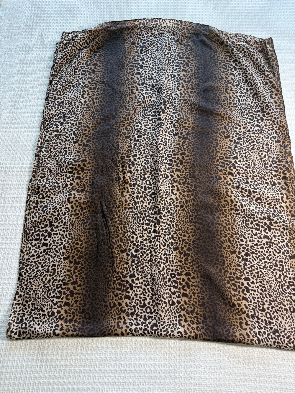 Brown and tan animal/leopard print hombre scarf